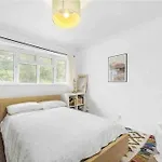 Hyde Park Apartment